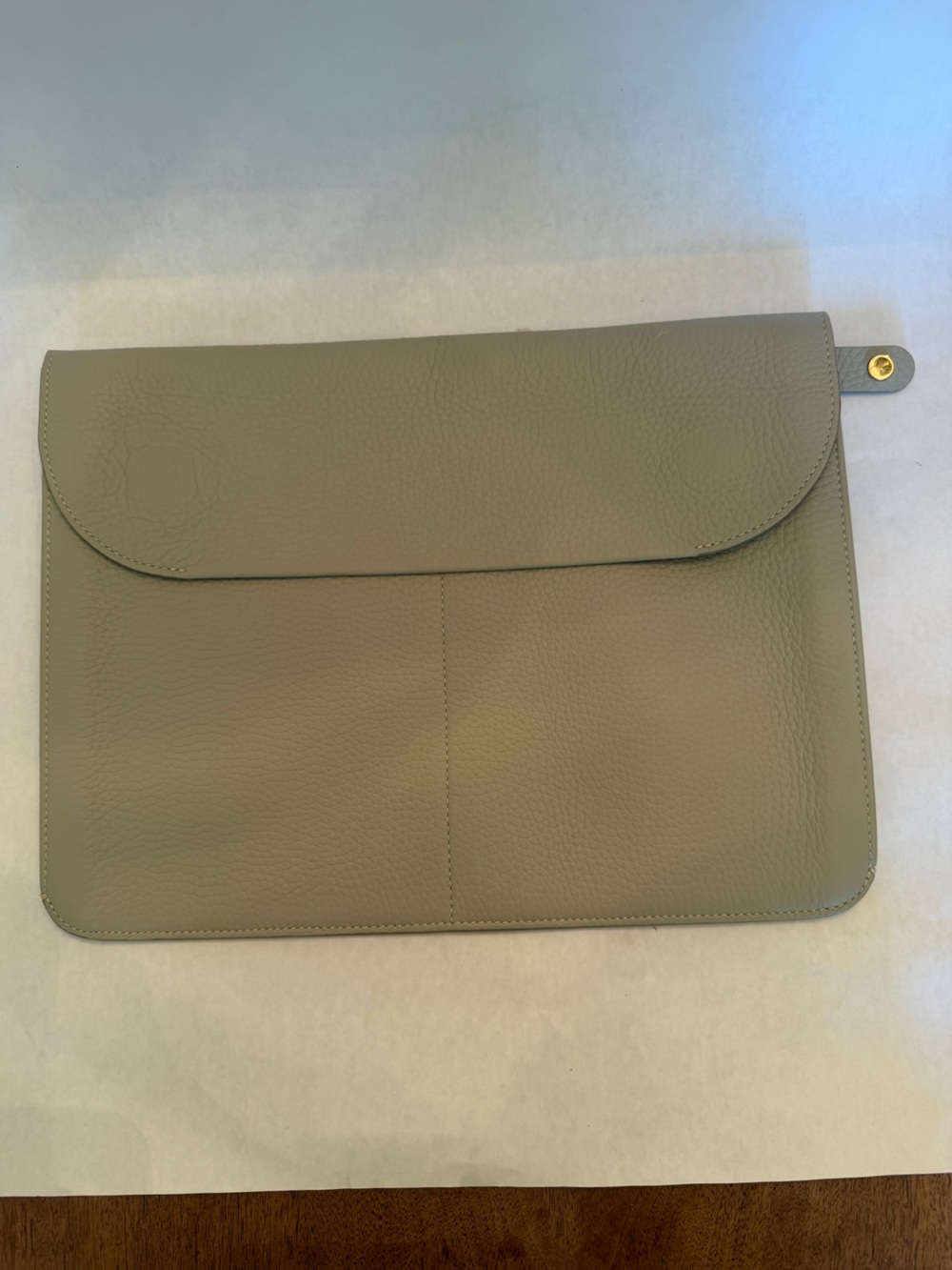 Cuyana Leather Laptop Sleeve in Grey